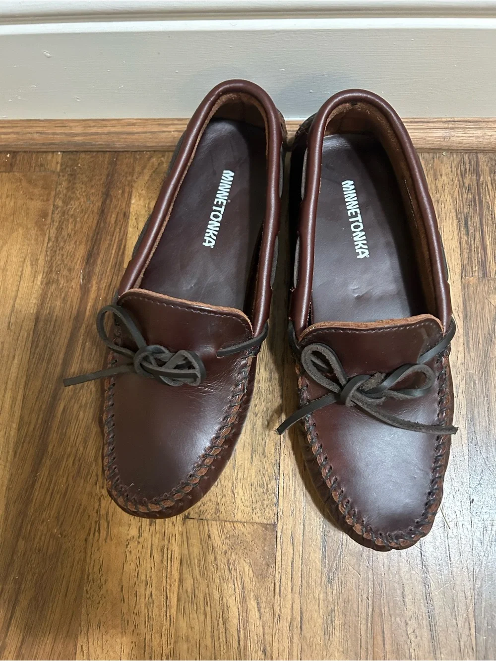 Minnetonka Men’s Dark Brown Leather Moccasin Slip-Ons